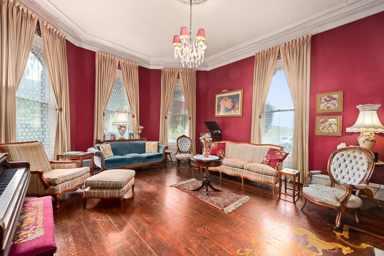 The Gables Wine Country Inn Санта-Роза Экстерьер фото
